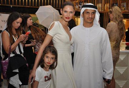 أسطورة كرة القدم ديديه دروغبا يشارك في إفتتاح Vogue Cafe في دبي مول